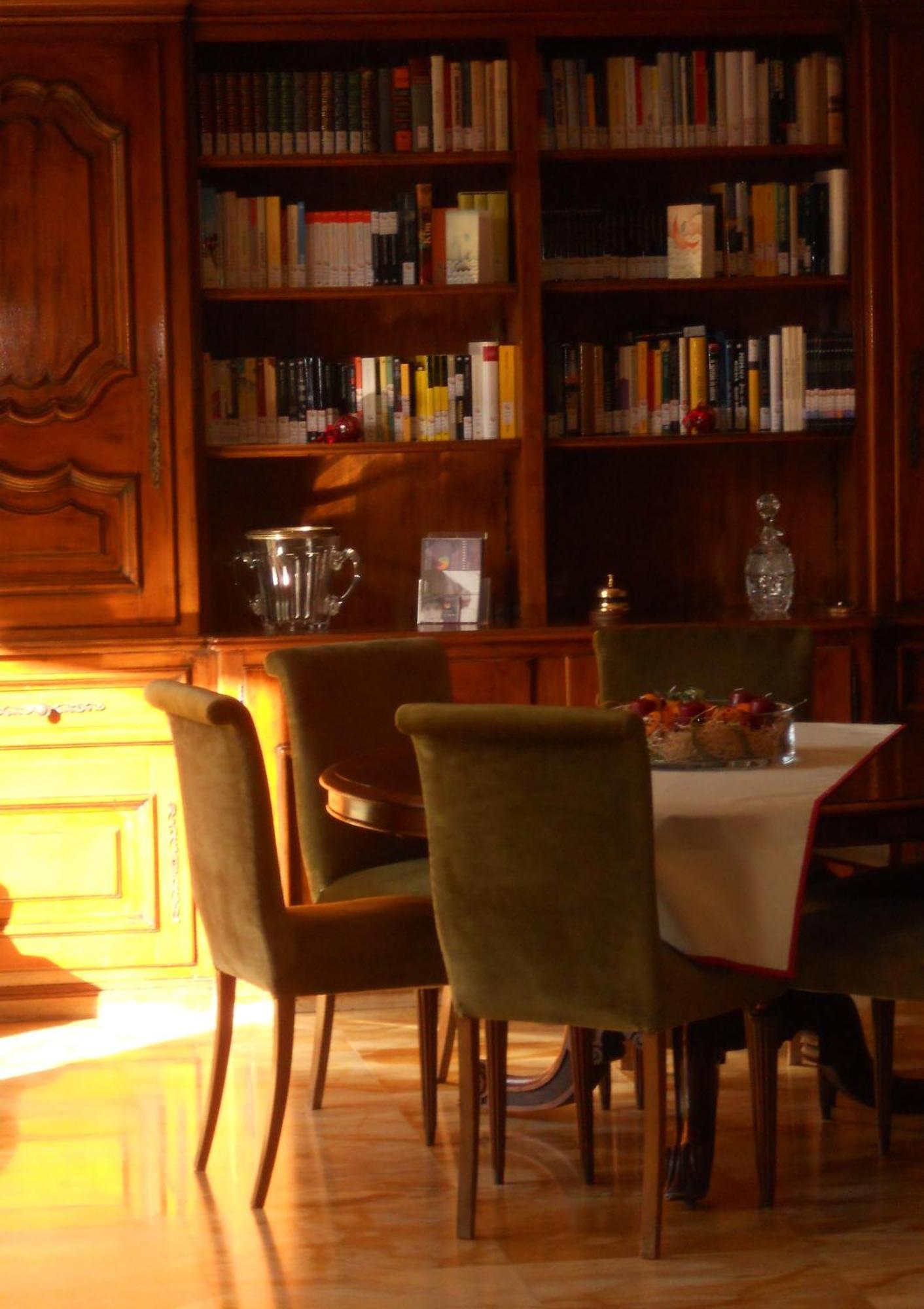 Locanda Dei Buoni E Cattivi カリアリ エクステリア 写真