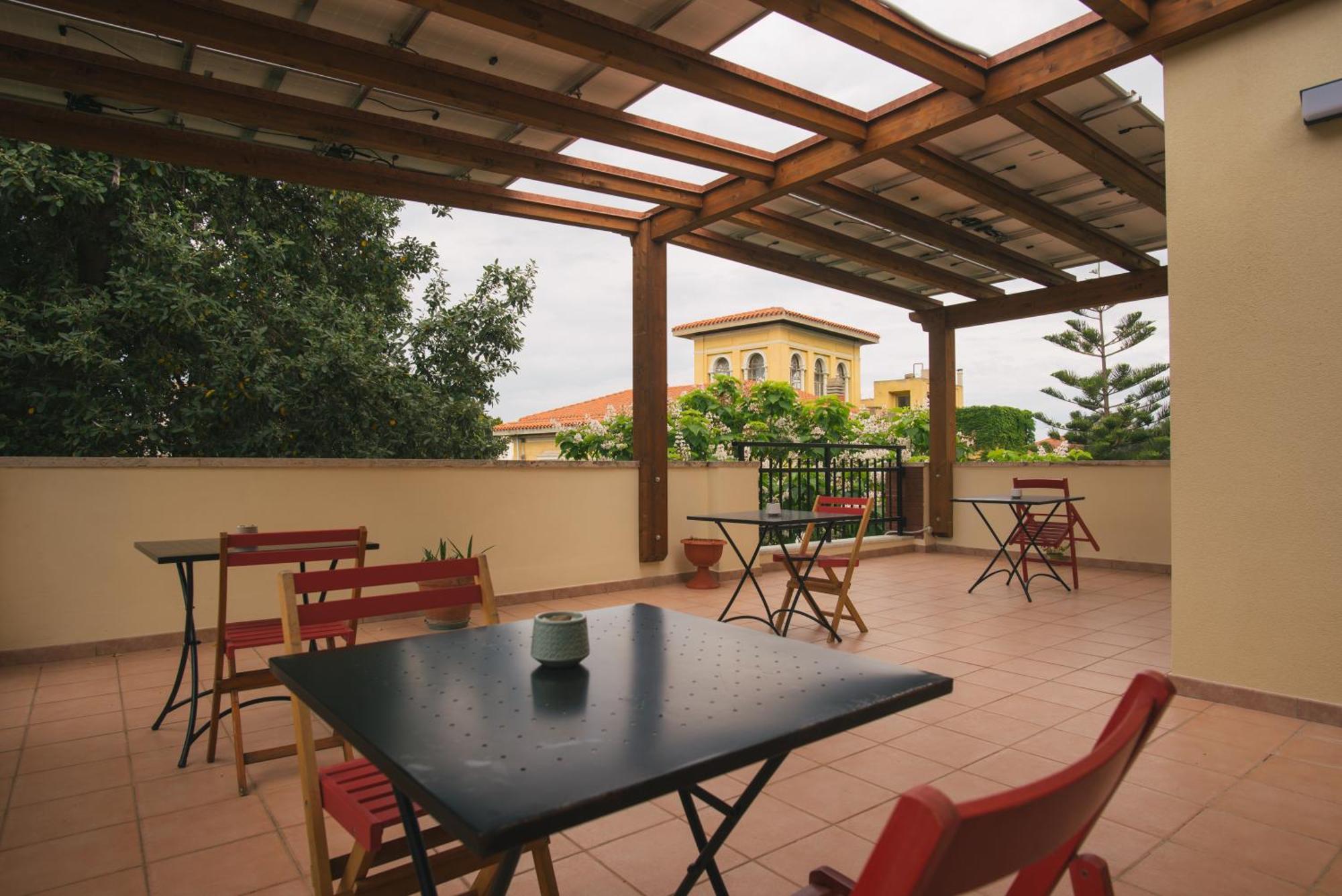 Locanda Dei Buoni E Cattivi カリアリ エクステリア 写真