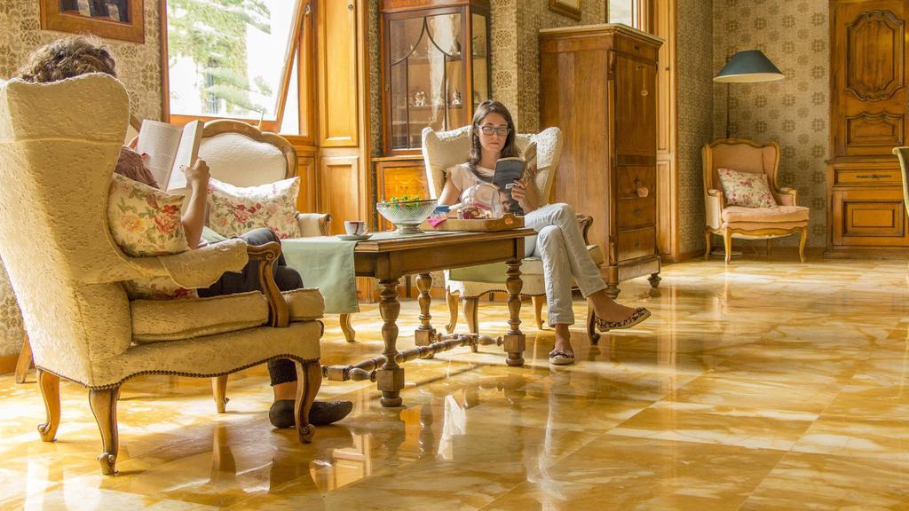 Locanda Dei Buoni E Cattivi カリアリ エクステリア 写真
